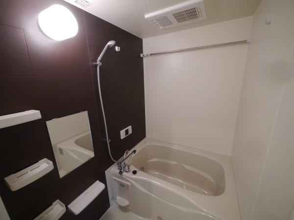福岡市東区原田１丁目のアパート