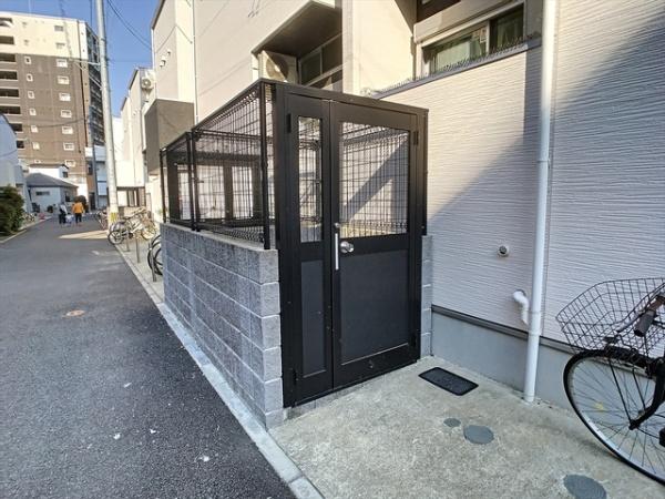 福岡市博多区吉塚５丁目のアパート