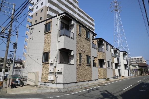 福岡市東区原田1丁目のアパート