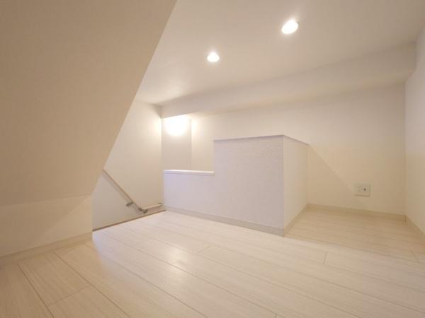福岡市東区名島１丁目のアパート