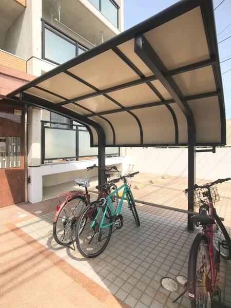 福岡市東区松崎４丁目のマンション