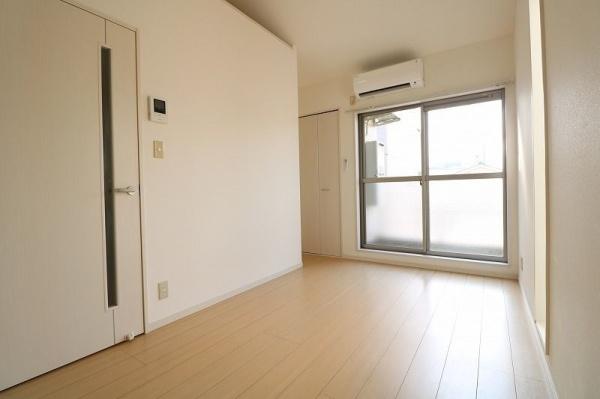 福岡市東区箱崎６丁目のアパート