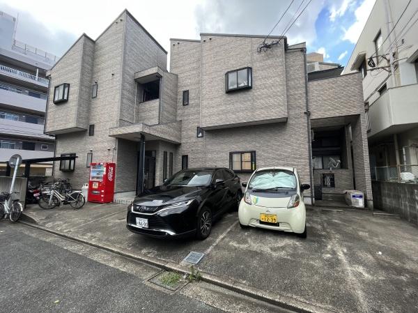 福岡市東区箱崎４丁目のアパート