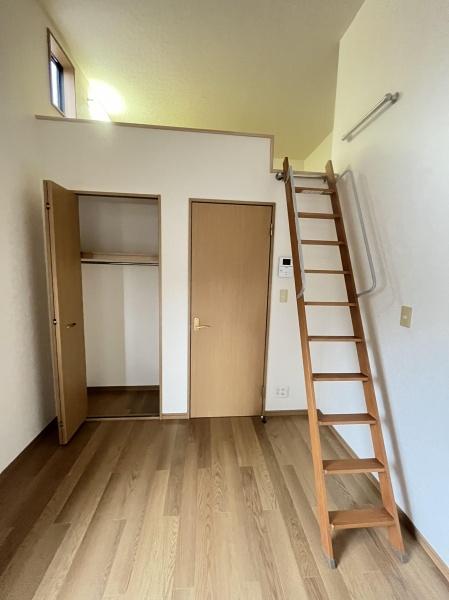 福岡市東区箱崎４丁目のアパート
