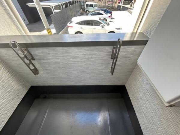 福岡市東区名島２丁目のアパート