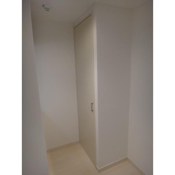 福岡市博多区千代１丁目のアパート