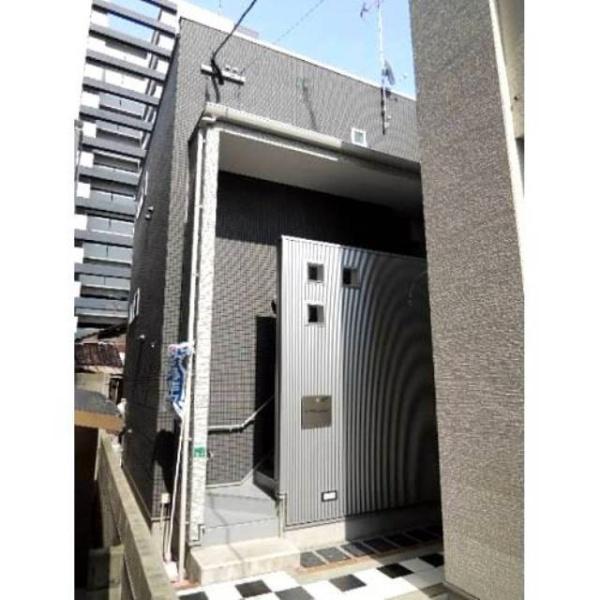 福岡市博多区千代１丁目のアパート