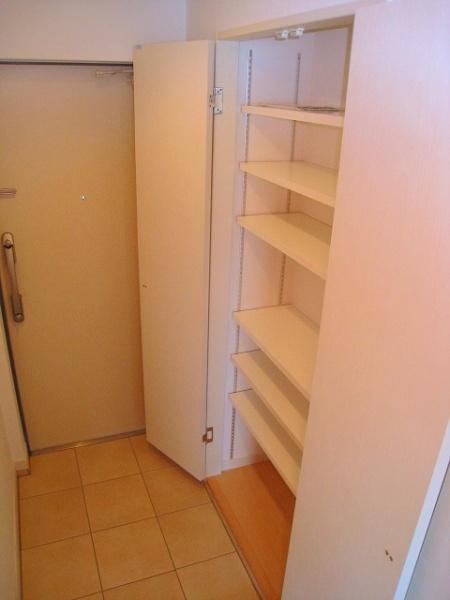 福岡市博多区千代１丁目のマンション