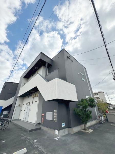 福岡市東区松島２丁目のアパート