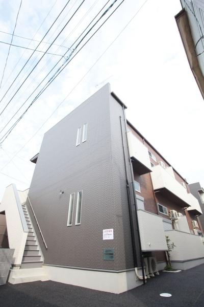 福岡市博多区吉塚1丁目のアパート