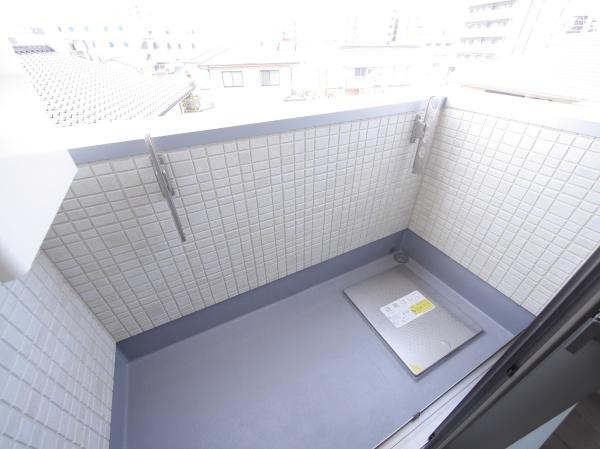 福岡市東区原田１丁目のアパート