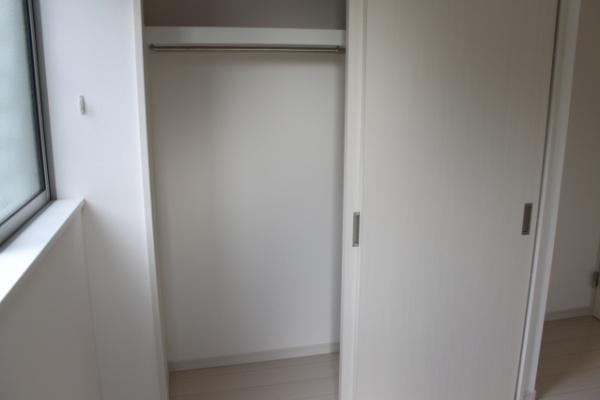 福岡市東区名島３丁目のアパート