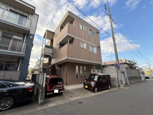 福岡市東区箱崎６丁目のアパート