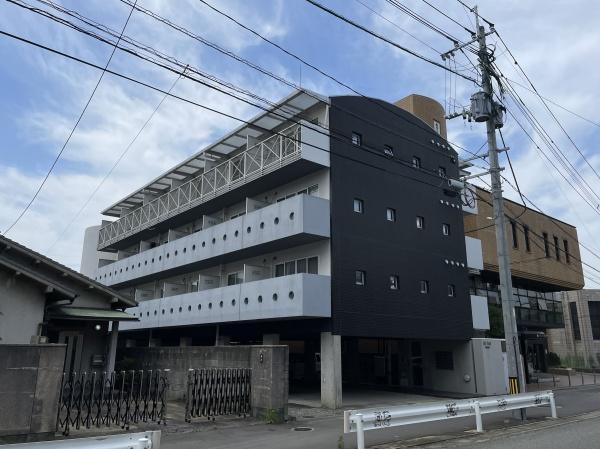 福岡市東区馬出4丁目のマンション