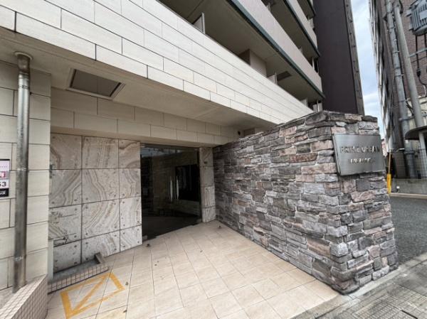 福岡市博多区吉塚６丁目のマンション