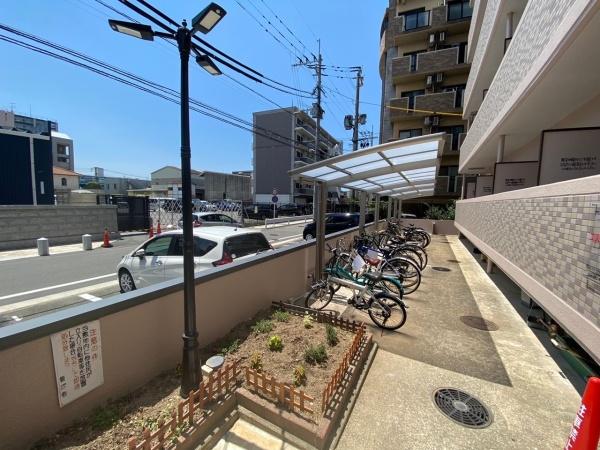 福岡市博多区吉塚７丁目のマンション