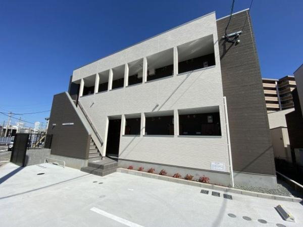 福岡市東区名島4丁目のアパート