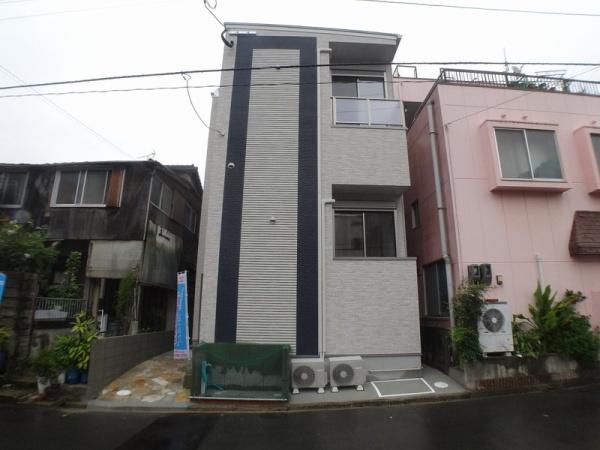 福岡市博多区千代４丁目のアパート