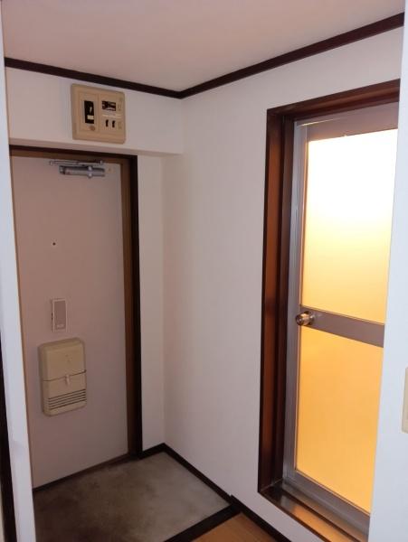 シャインハイツ西新