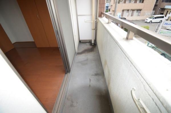 福岡市博多区吉塚４丁目のマンション