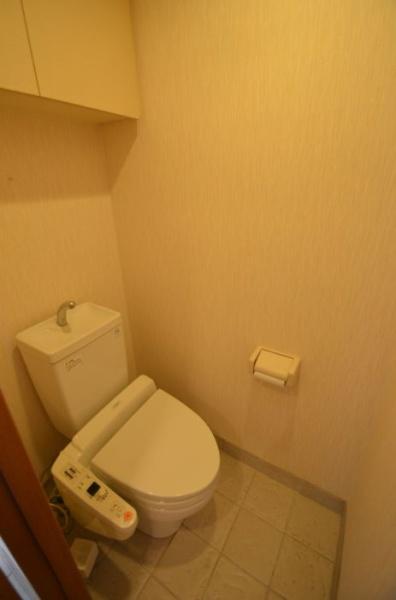 福岡市博多区吉塚４丁目のマンション