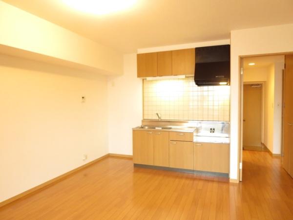 福岡市博多区吉塚６丁目のマンション