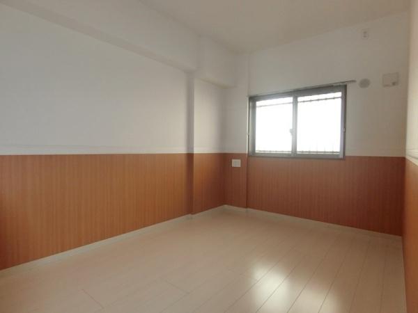 福岡市博多区吉塚１丁目のマンション
