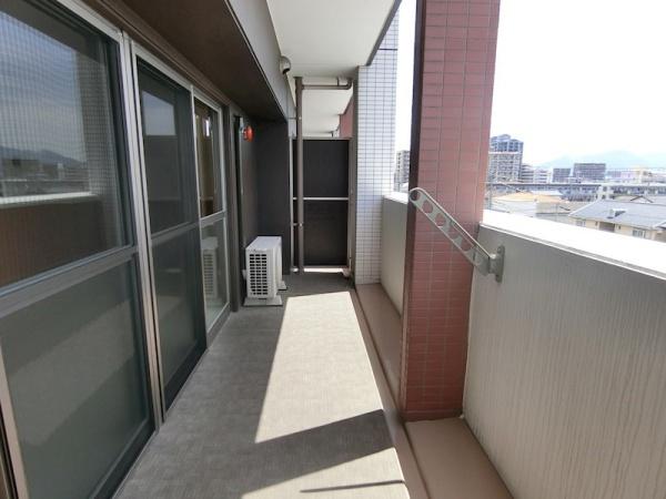 福岡市博多区吉塚１丁目のマンション