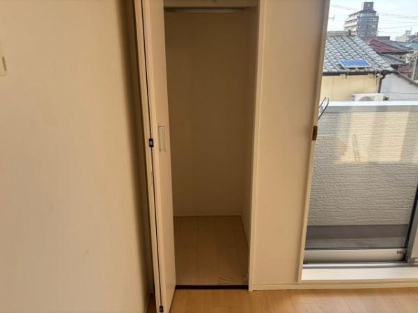 福岡市東区馬出５丁目のアパート