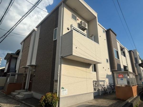 福岡市東区馬出5丁目のアパート