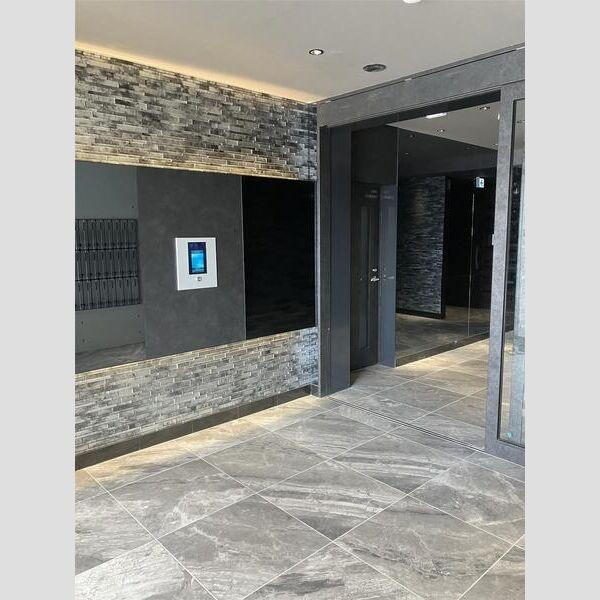 福岡市東区名島２丁目のマンション