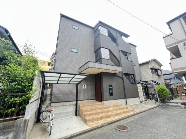 福岡市博多区吉塚４丁目のアパート