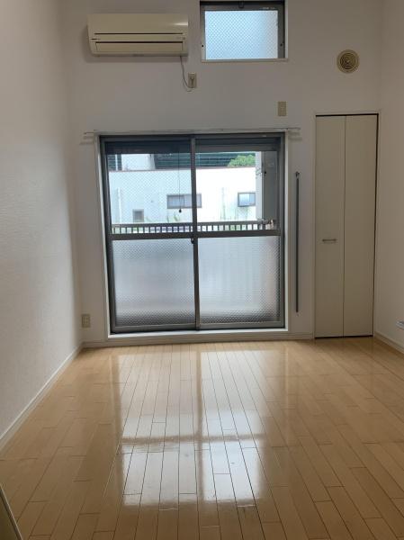 福岡市博多区吉塚３丁目のアパート