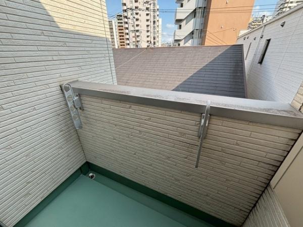 福岡市博多区千代４丁目のアパート