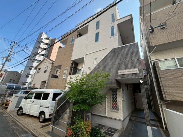 福岡市博多区千代４丁目のアパート