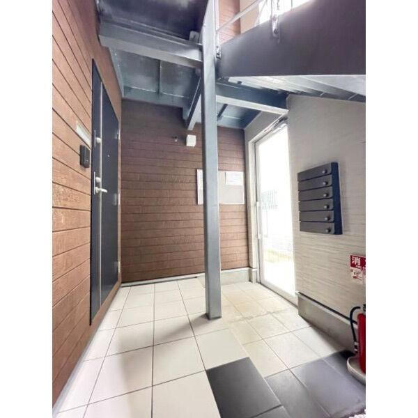 福岡市東区名島２丁目のアパート