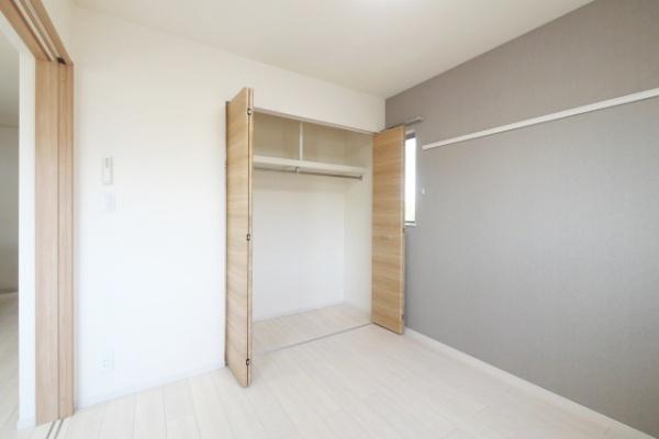 福岡市博多区吉塚８丁目のマンション