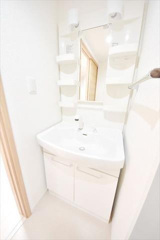 福岡市博多区吉塚８丁目のマンション