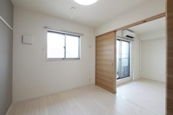 福岡市博多区吉塚８丁目のマンション