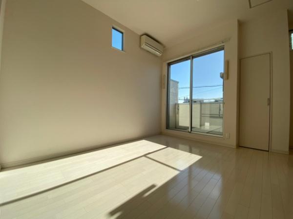 福岡市東区名島３丁目のアパート