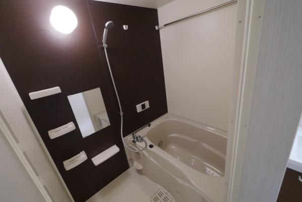 福岡市東区原田１丁目のアパート