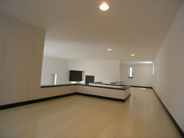福岡市東区千早４丁目のアパート