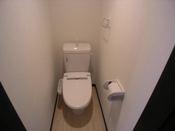 福岡市東区千早４丁目のアパート