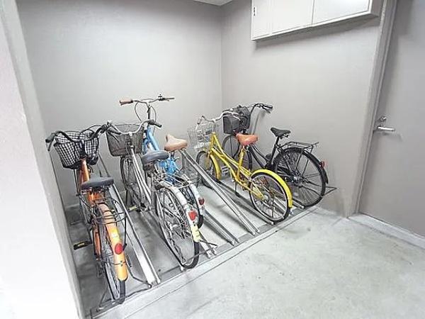 福岡市博多区吉塚３丁目のマンション