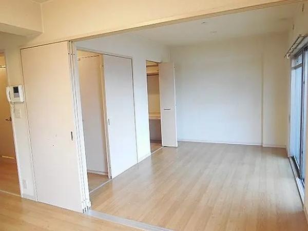 福岡市博多区吉塚３丁目のマンション
