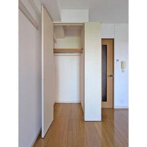福岡市博多区千代４丁目のマンション