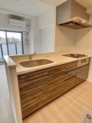 福岡市東区名島２丁目のマンション