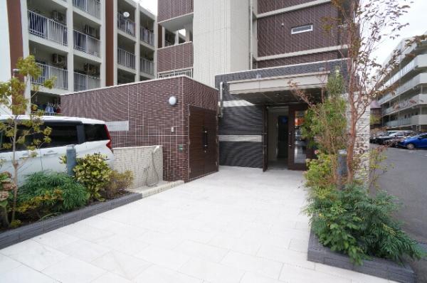 福岡市博多区吉塚５丁目のマンション