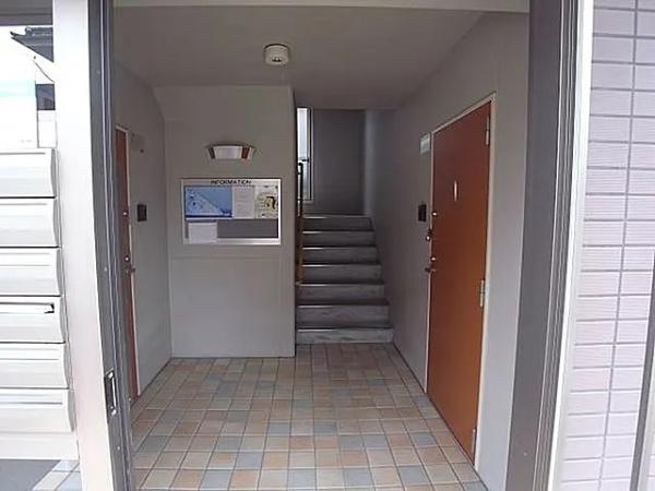 福岡市博多区吉塚１丁目のマンション