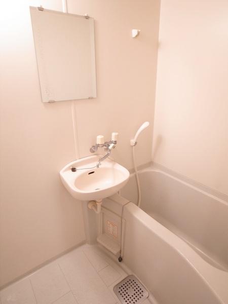 福岡市東区箱崎3丁目のマンション(洗面台・洗面所)